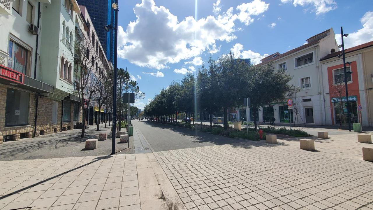 Metropolitan Apartments - City Center Tirana Exterior photo