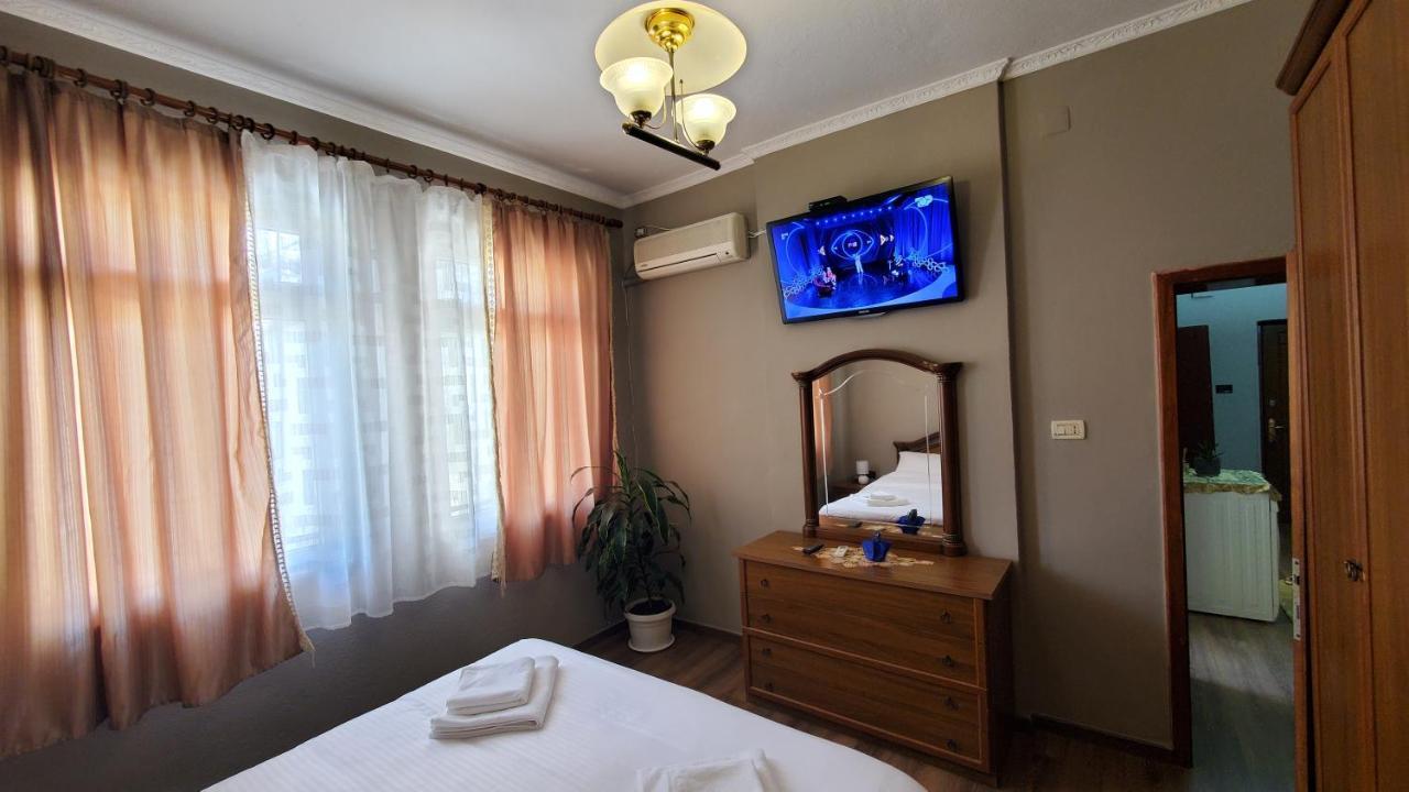 Metropolitan Apartments - City Center Tirana Exterior photo